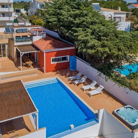 Cristal Villa Lagos